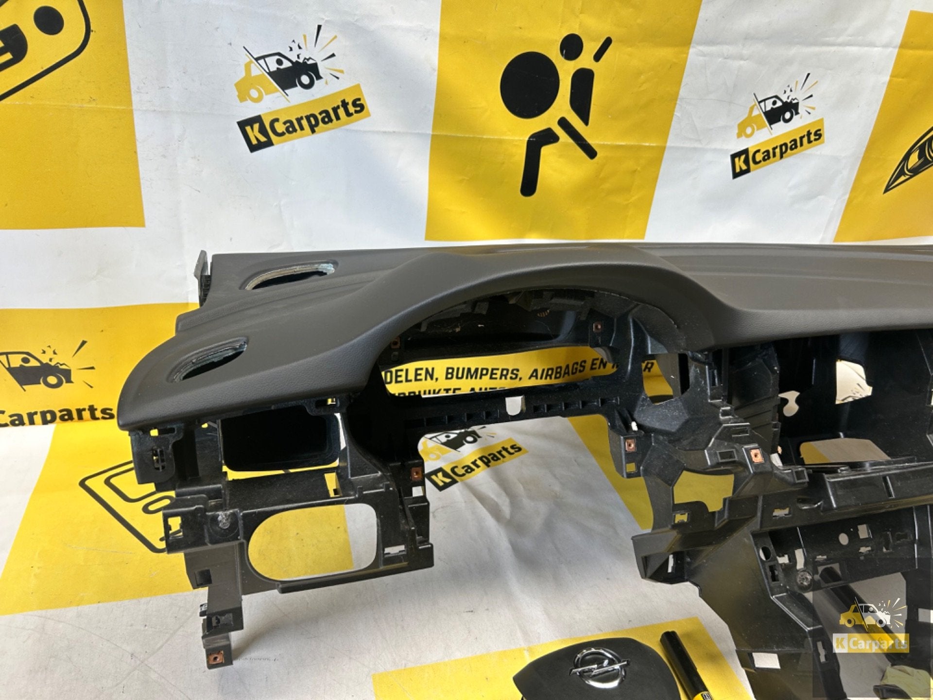 Airbagset Opel Astra K Compleet Dashboard set, Auto-onderdelen, Info@fabrikant.eu, Fabrikantstraat 1
1000 AA  Amsterdam, NL, Opel
