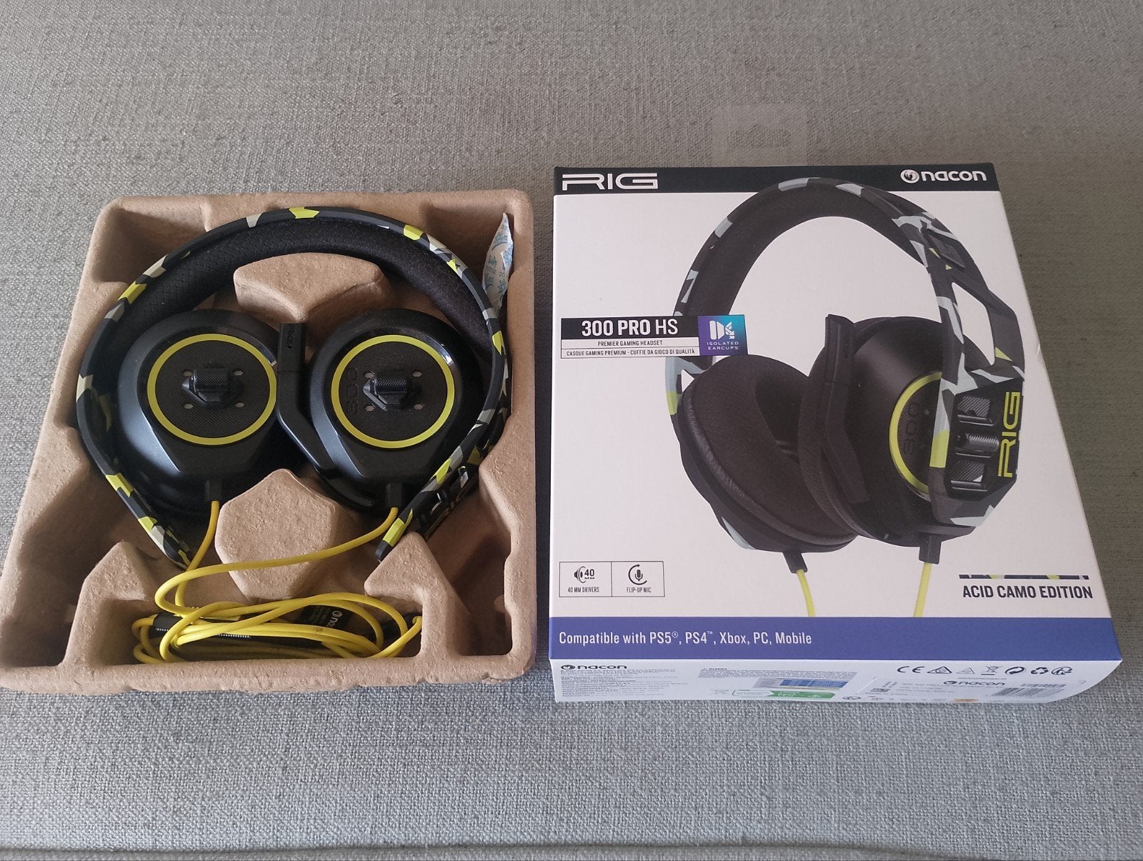 RIG 300 PRO HS Gaming Headset - Acid Camo Edition, Overige merken, Meerkleurig, Ophalen of Verzenden, Zo goed als nieuw