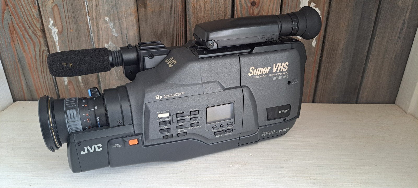 JVC Super VHS Videocamera GR-S99 met koffer en accessoires, Audio, Tv en Foto, Videocamera's Analoog, Ophalen of Verzenden, VHS of SVHS