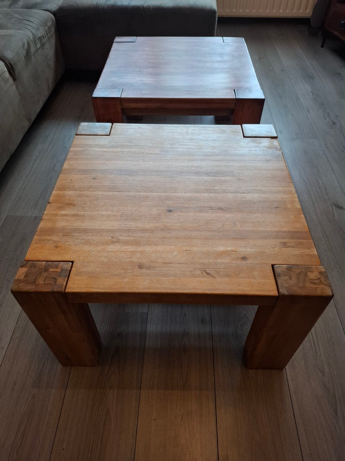 2 eikenhouten salontafels 60x 60 cm, Ophalen, Gebruikt, 50 tot 100 cm, 50 tot 100 cm