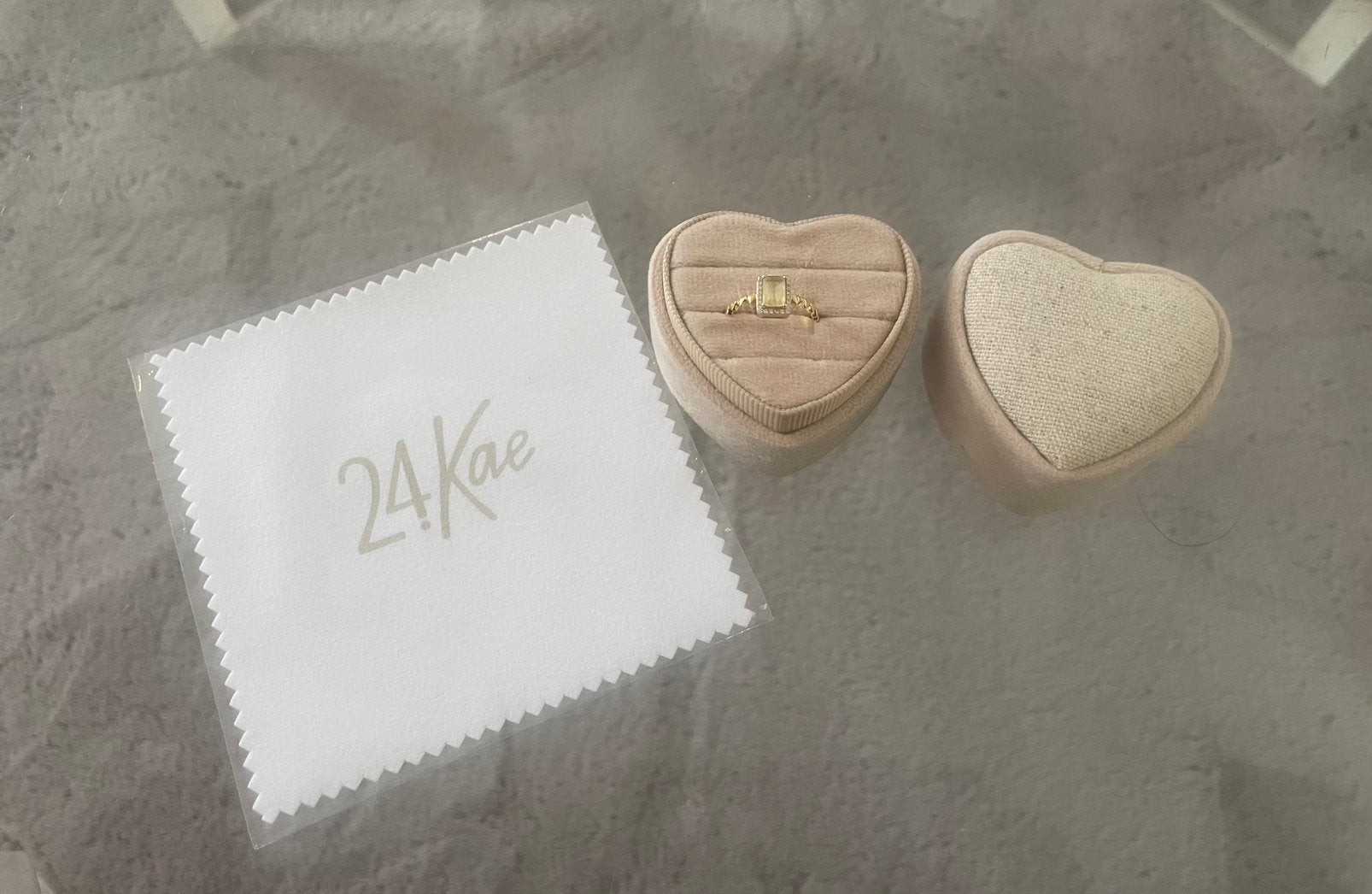 Ring 24Kae, 14 karaat laag, nieuw!, Ophalen of Verzenden, Nieuw, Goud