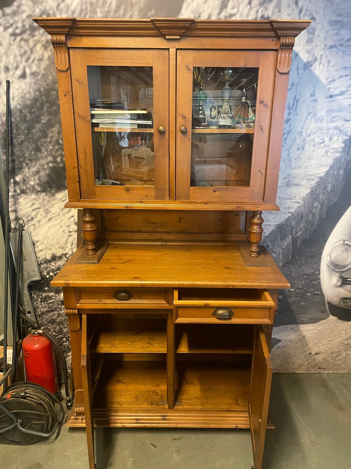 Antieke grenen buffetkast met vitrine, Ophalen of Verzenden