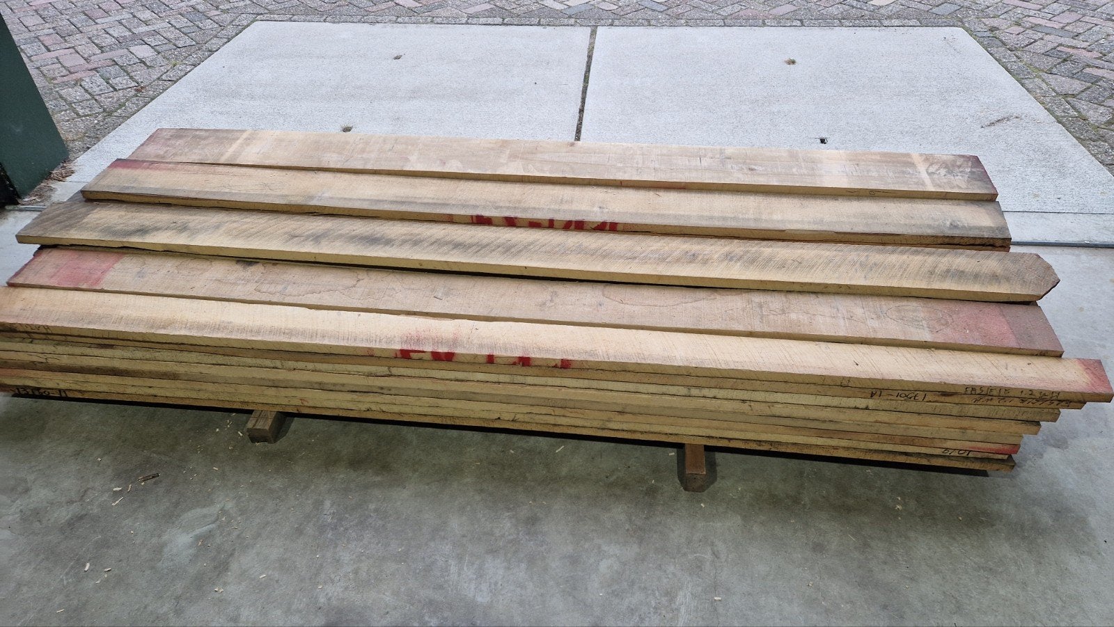 Ruwe Esdoorn Planken - ca. 45 stuks (22-32mm dik), Doe-het-zelf en Verbouw, Hout en Planken, Ophalen, 25 tot 50 mm, Nieuw, 200 tot 250 cm