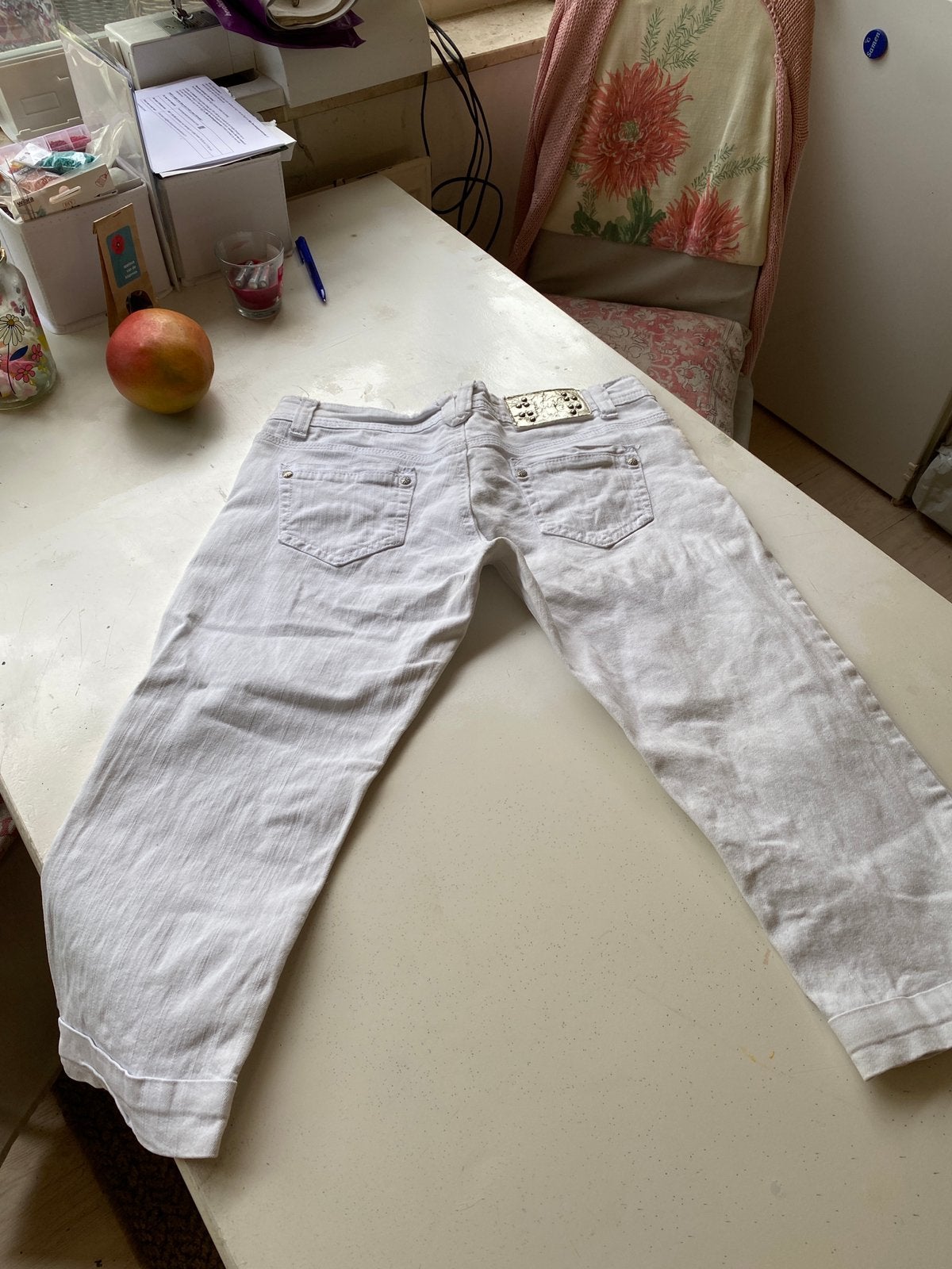 Witte jeans lengte driekwart,van miss Ness 42, Wit, Maat 42/44 (L), Ophalen of Verzenden, Driekwart