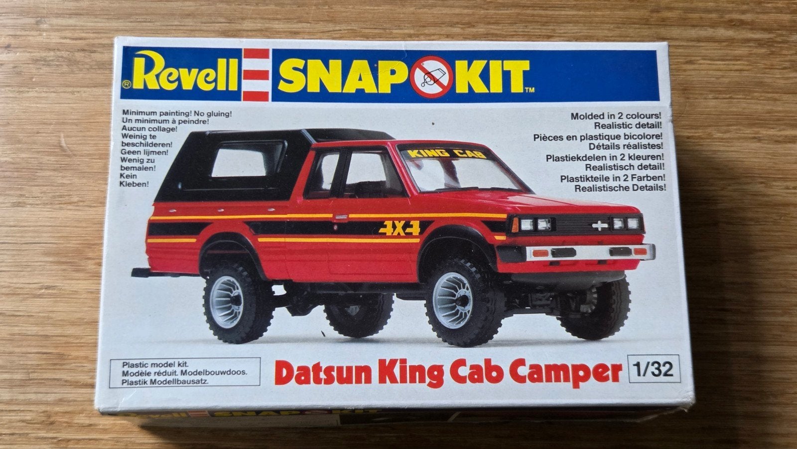 Vintage Revell 1:32 Datsun King Cab Camper model kit Snap, Auto, Revell, Groter dan 1:32, Ophalen of Verzenden