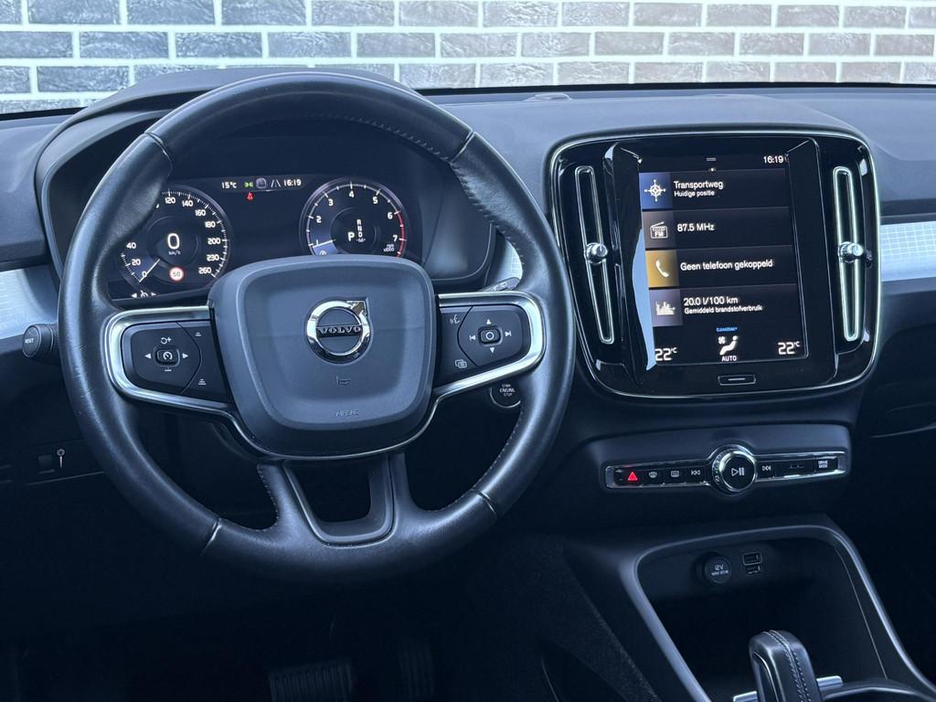 Volvo XC40 1.5 T3 Momentum Pro | Navigatie | Parkeersensoren, 12 maanden, Gebruikt, Euro 6, Leder en Stof