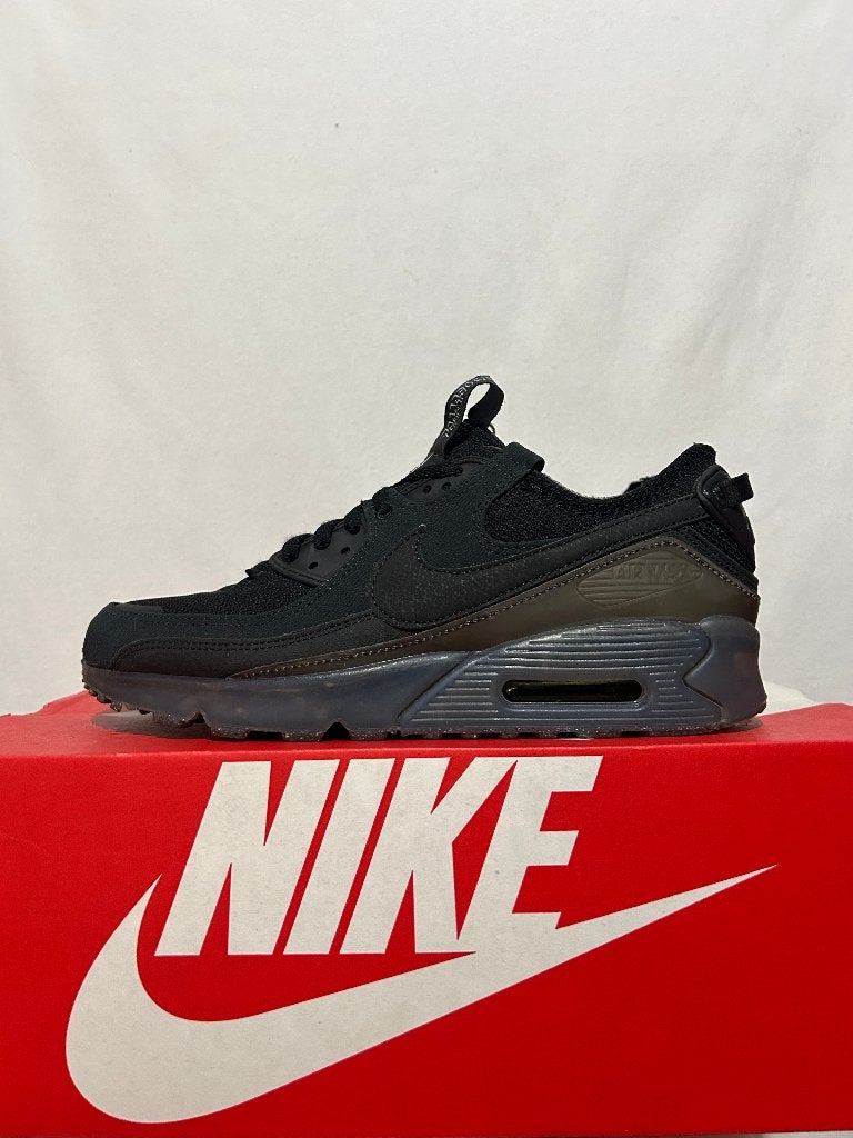 ALS NIEUW + DOOS! Maat 44 - Nike Air Max 90 Terrascape Black, Kleding | Heren, Schoenen, Verzenden, Zwart, Nike, Nike