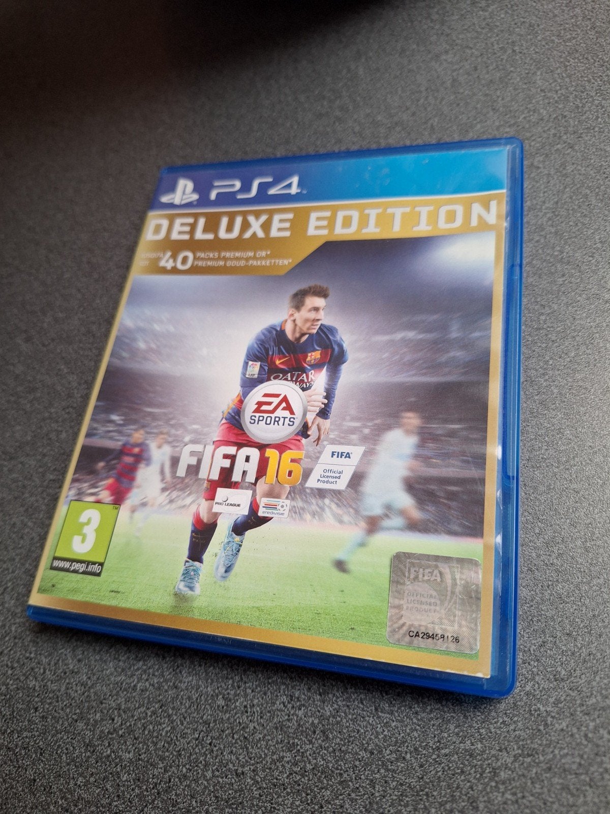 FIFA 16 Deluxe Edition PS4 - Voetbalgame, Ophalen of Verzenden, Zo goed als nieuw, Eén computer, Sport