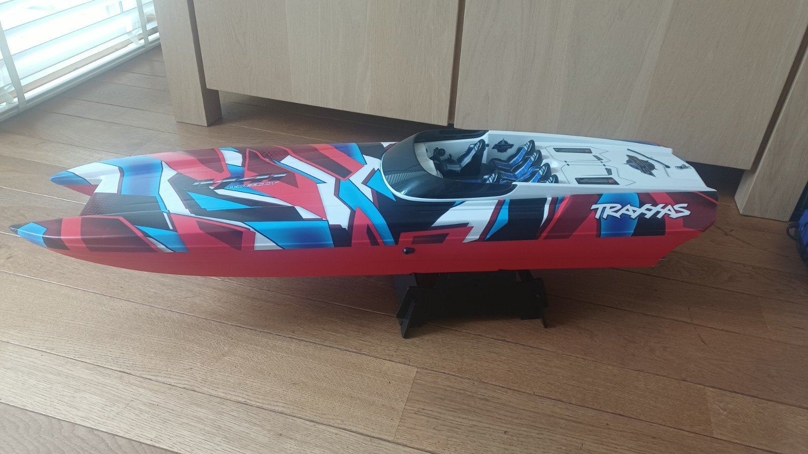 traxxas DCB M41 Catamaran Race Boot 80km/u+ met TSM - Rood, Ophalen, Zo goed als nieuw, Overige merken