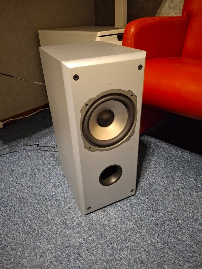 subwoofer Quadral SUB 80 aktiv, Audio, Tv en Foto, Gebruikt, Subwoofer, Ophalen, 150 watt of meer