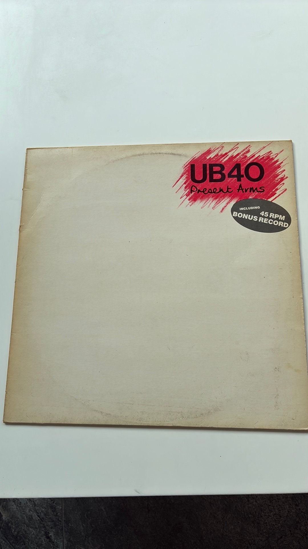 UB40 ‎– Present Arms, Cd's en Dvd's, LP, Gebruikt, Pop, 12 inch