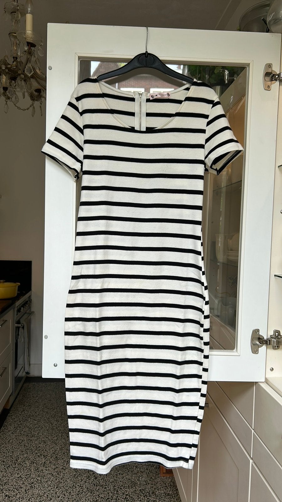 Witte Bretonse jurk met zwarte streep, mt S, Wit, Nieuw, Ophalen of Verzenden, Maat 36 (S)