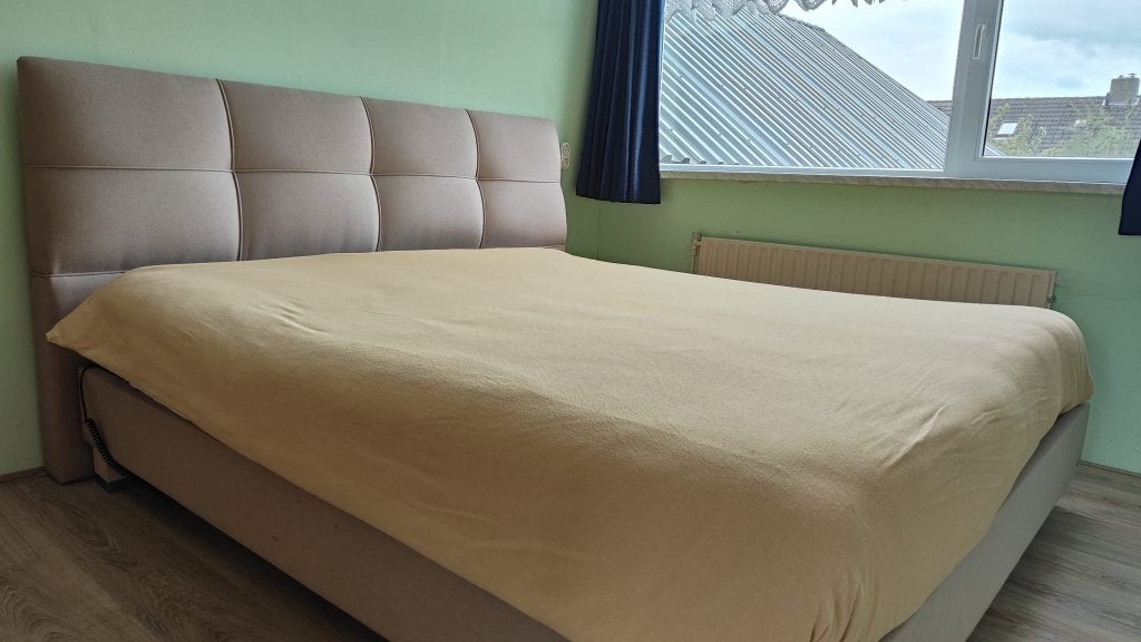 Elektrisch verstelbaar TEMPUR tweepersoonsbed - 180 x 200, Ophalen, Beige, Tweepersoons, 180 cm
