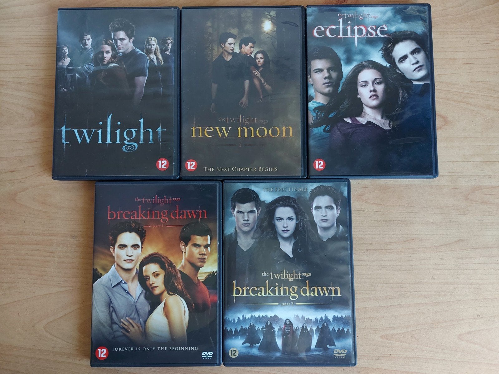 Twilight deel 1,2,3,4,5 de Complete Reeks NU 12 euro, Cd's en Dvd's, Alle leeftijden, Ophalen of Verzenden, Zo goed als nieuw