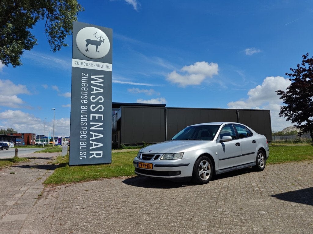 Saab 9-3 Sport Sedan 1.8T 210pk Business Automaat | Maptun |, Auto's, Saab, 1998 cc, Stof, 4 cilinders, 150 pk