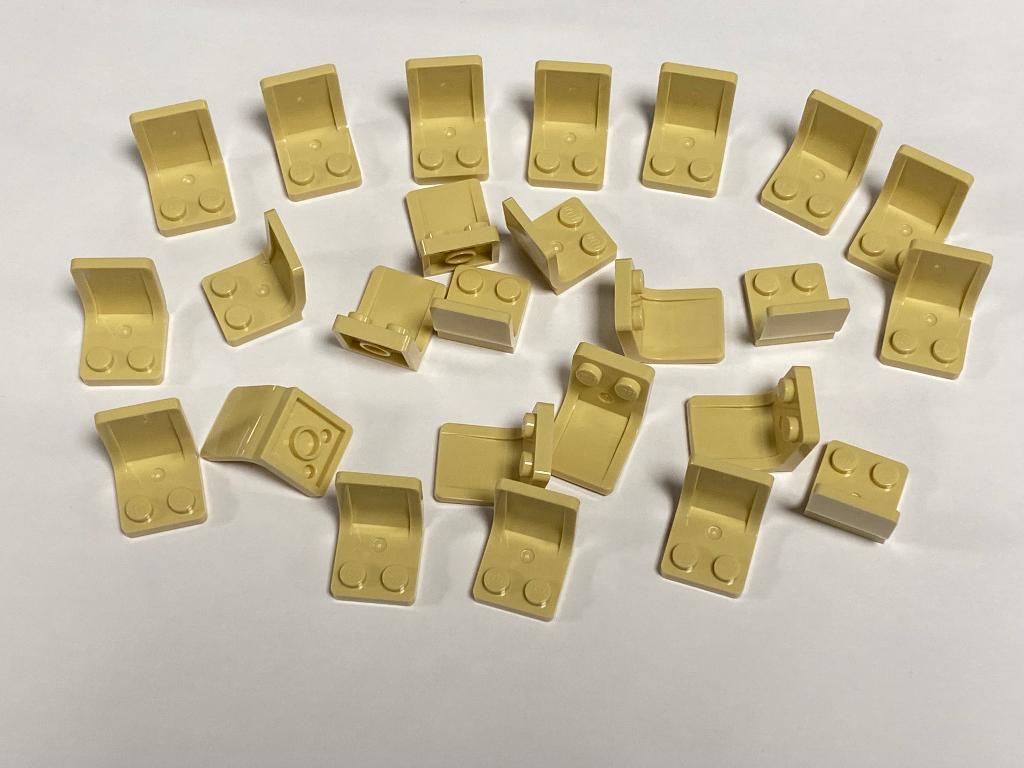 Partij 25x nieuwe Lego stoeltjes in diverse kleuren, Kinderen en Baby's, Speelgoed | Duplo en Lego, Overige thema's, Lego, Nieuw