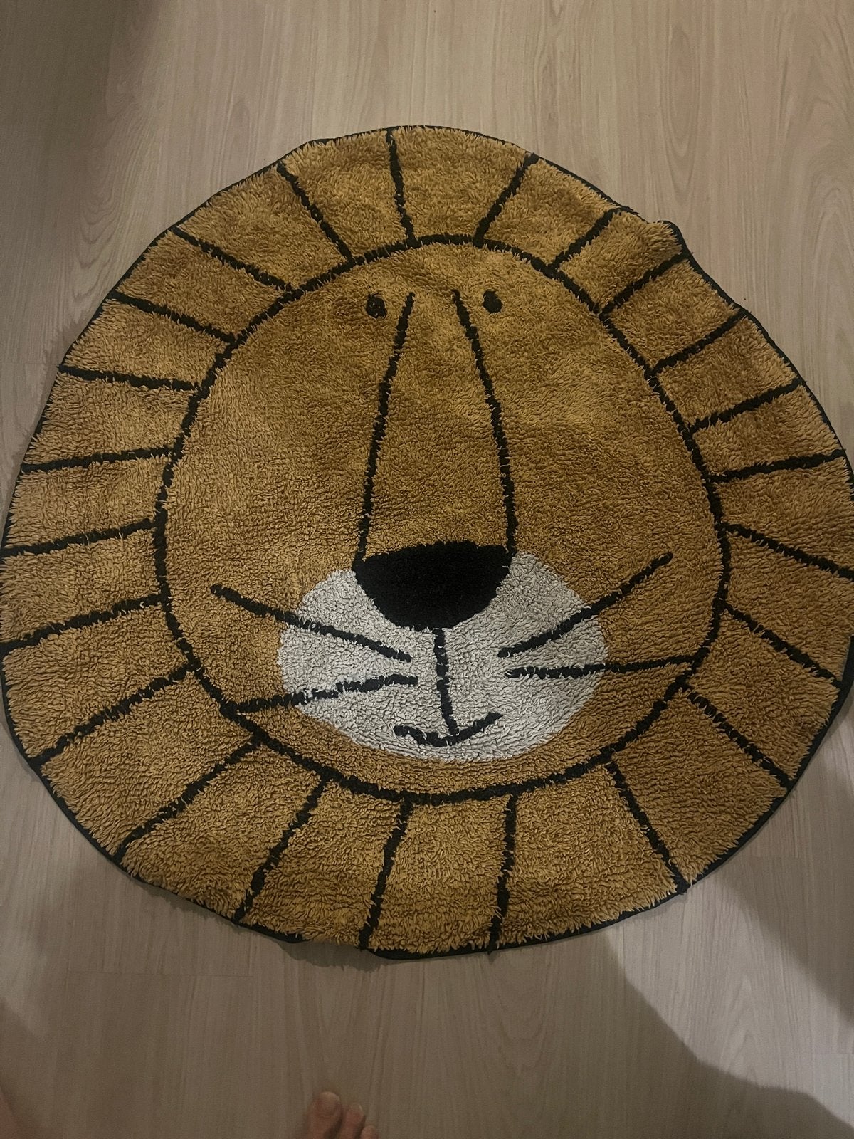 Vloerkleed Leeuw - Tapis Petit, Ophalen, Gebruikt, Bruin, Rond