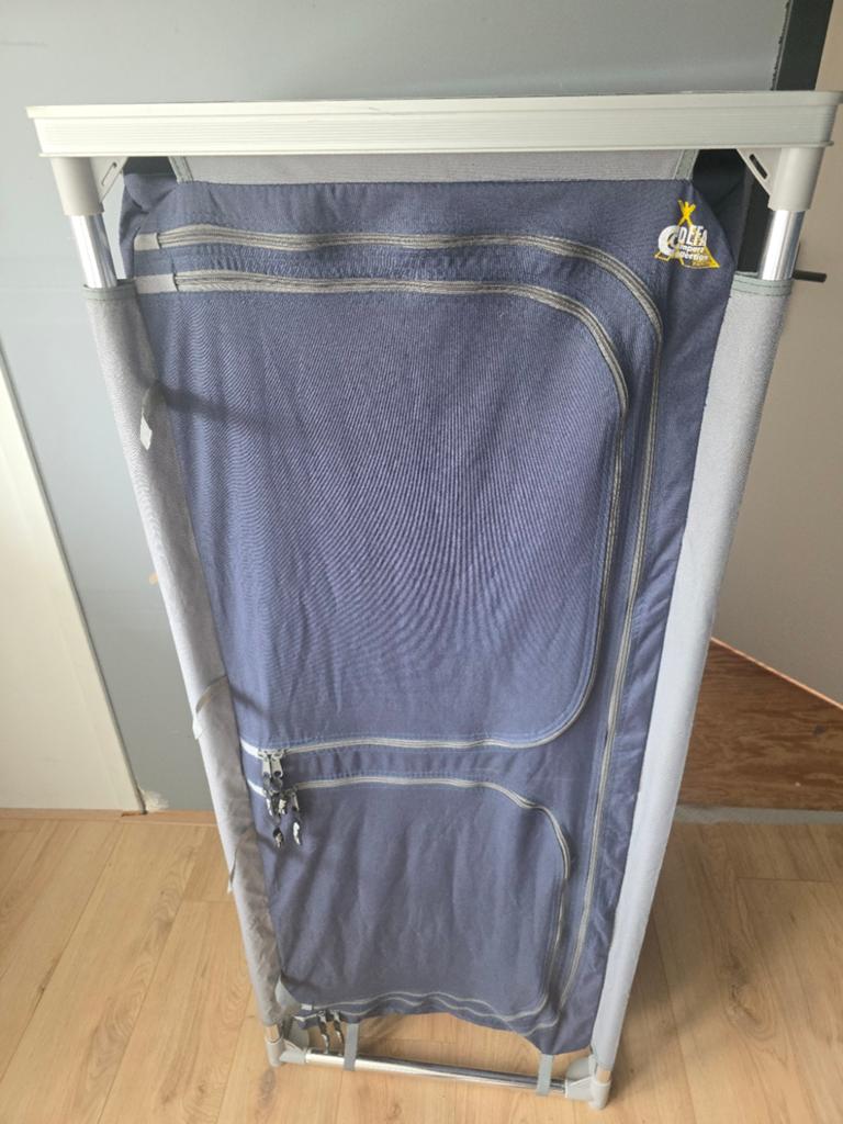 Defa Campingline campingkast met planken en draagtas, Caravans en Kamperen, Kampeermeubelen, Ophalen, Gebruikt