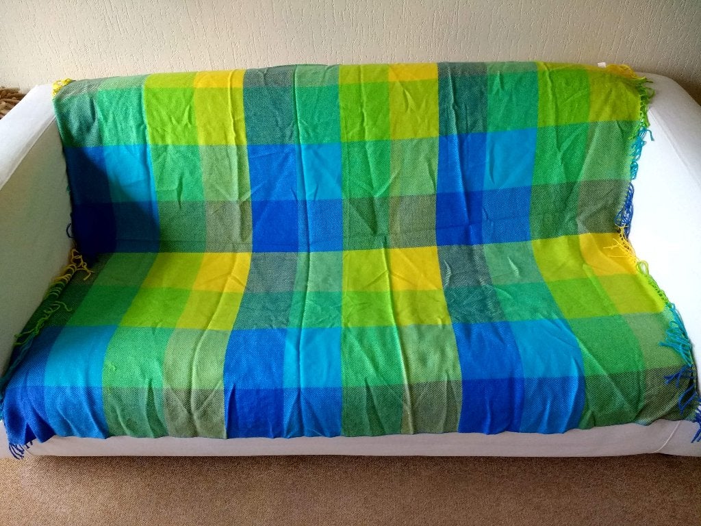 Nieuwe,geruite plaid in groen,blauw,geel,geblokt acryl, Ophalen of Verzenden, Nieuw, Plaid, Meerkleurig