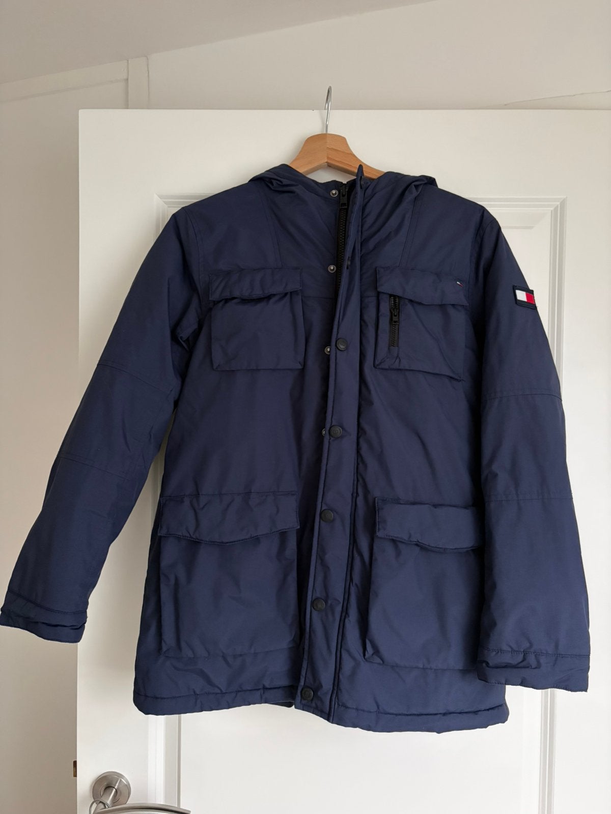 Winterjas Tommy Hilfiger maat 152, Ophalen of Verzenden, Zo goed als nieuw, Jongen, Jas