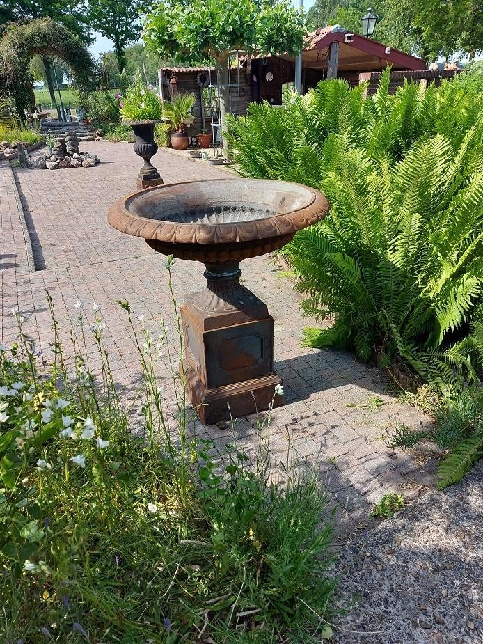 Tuinvaas Gietijzeren Vaas Bloempot Bloembak, Tuin en Terras, Tuinvazen, Nieuw, Ophalen of Verzenden