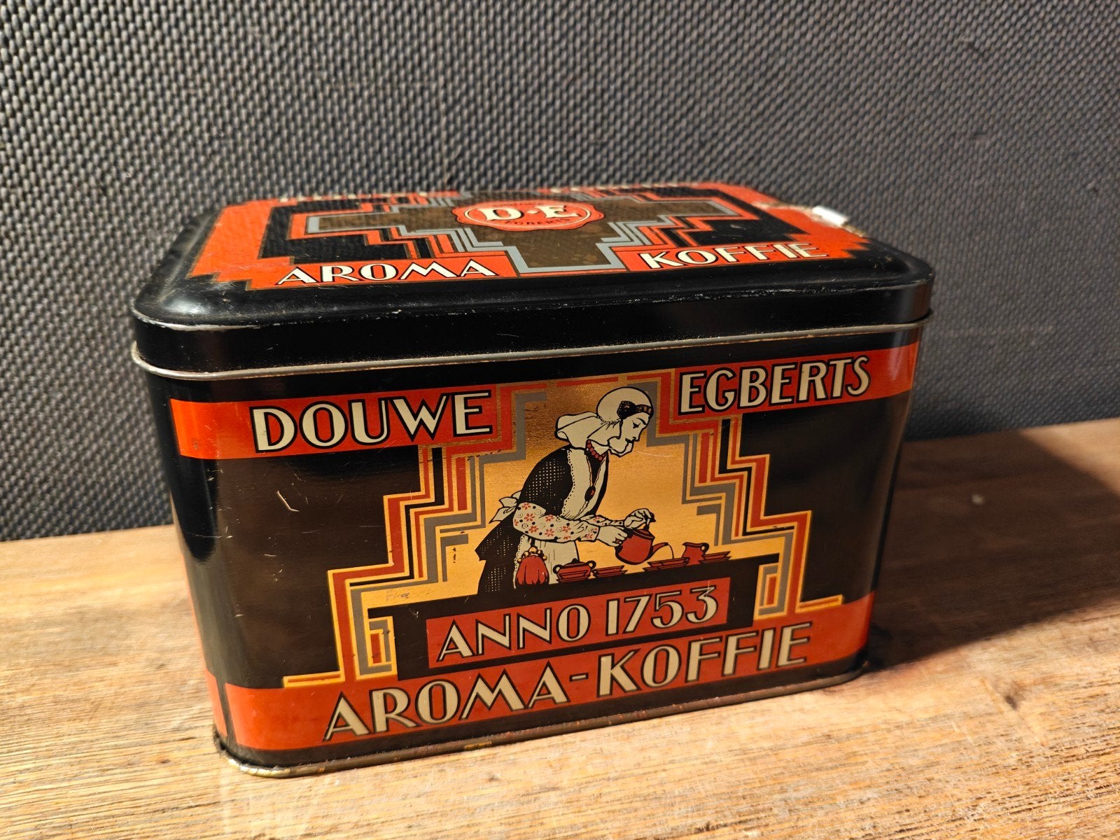 Vintage Douwe Egberts Aroma Koffie blik, begin jaren '80, Verzamelen, Blikken, Ophalen of Verzenden, Gebruikt, Koffie, Douwe Egberts