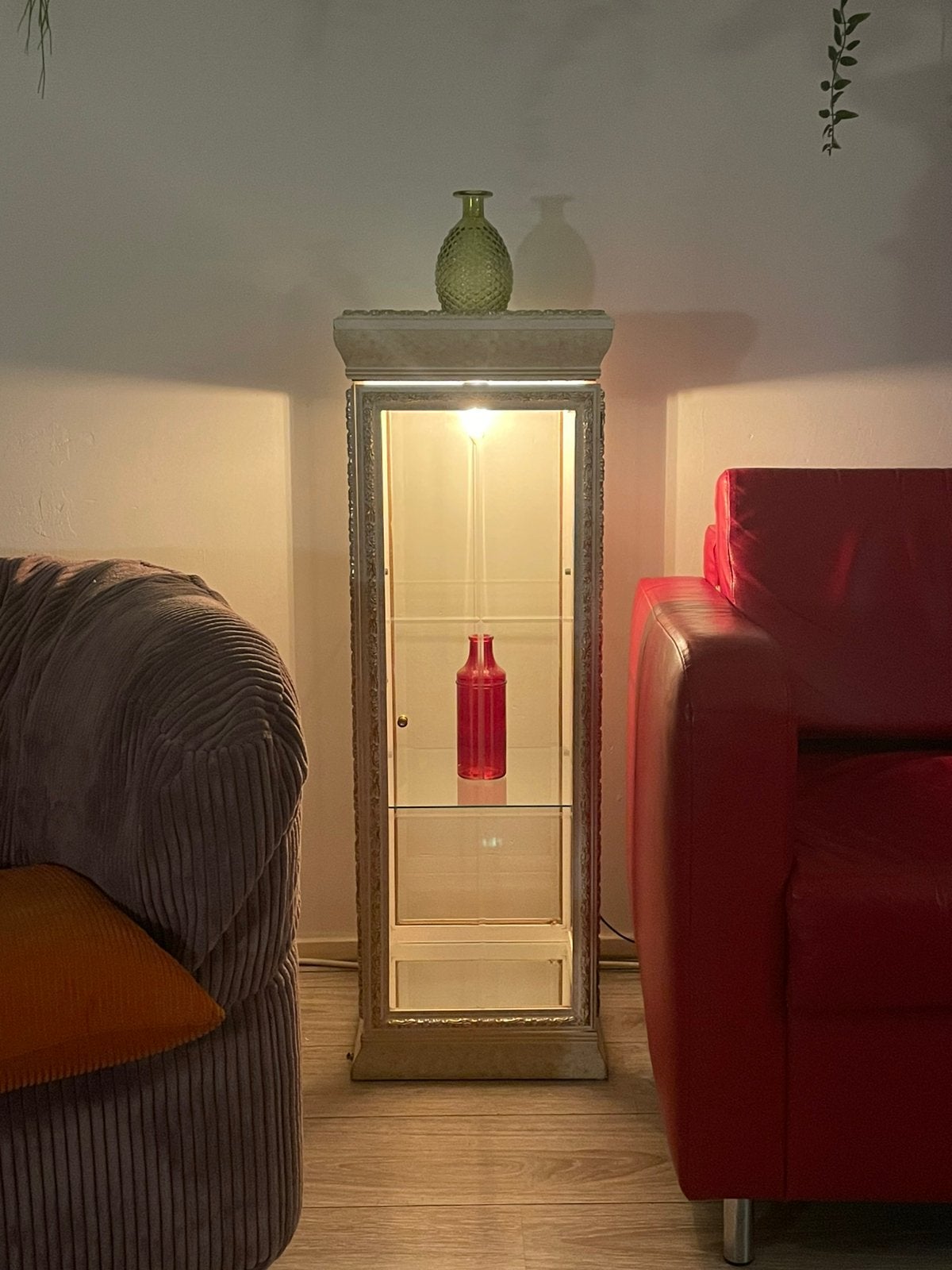 Vitrinekast met verlichting, Ophalen, Met plank(en), Gebruikt, 100 tot 150 cm