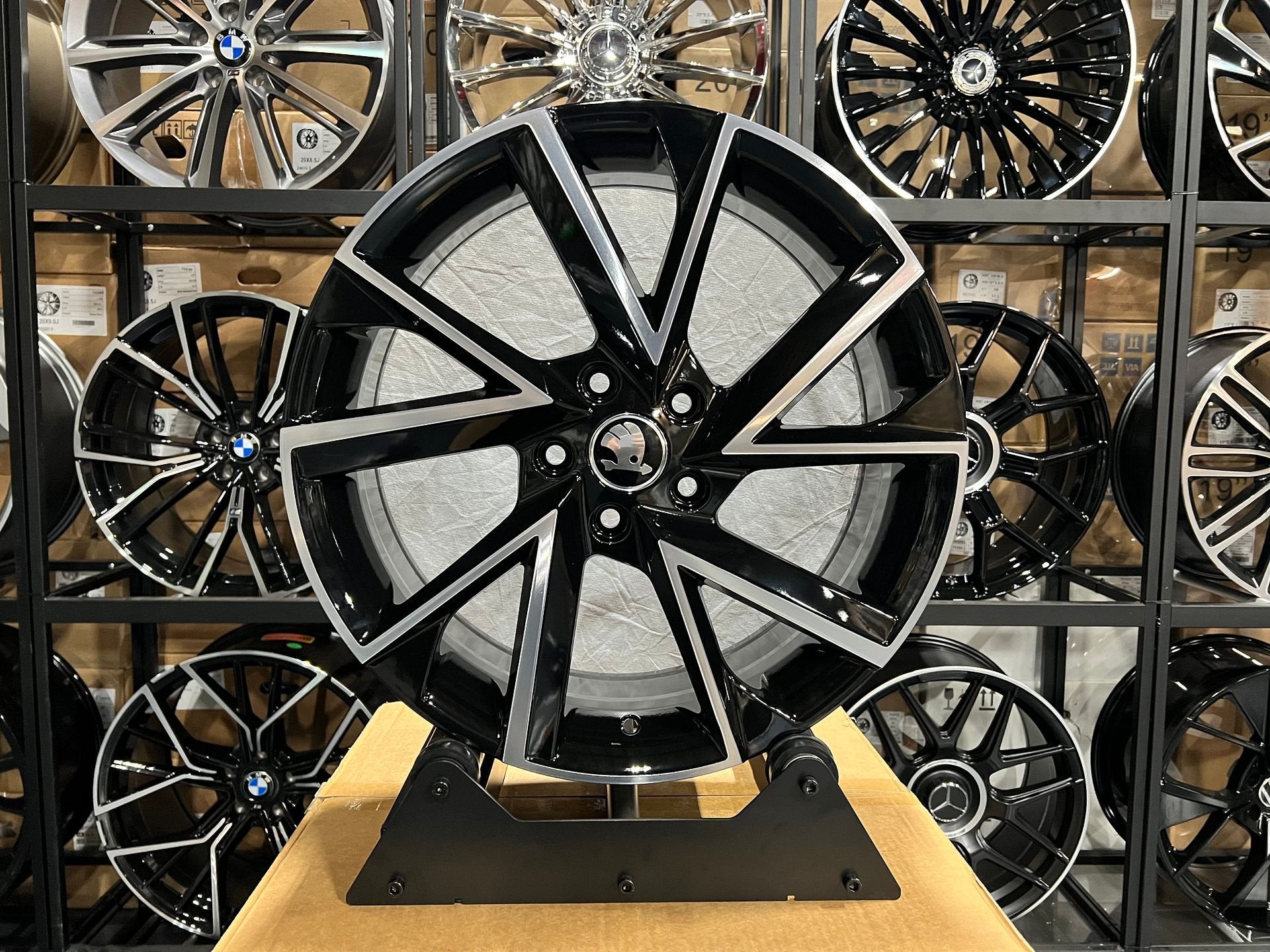 19" SKODA RS Look Sportvelgen SKODA OCTAVIA KODIAQ KAROQ VW, Auto-onderdelen, Velg(en), -, -, Nieuw