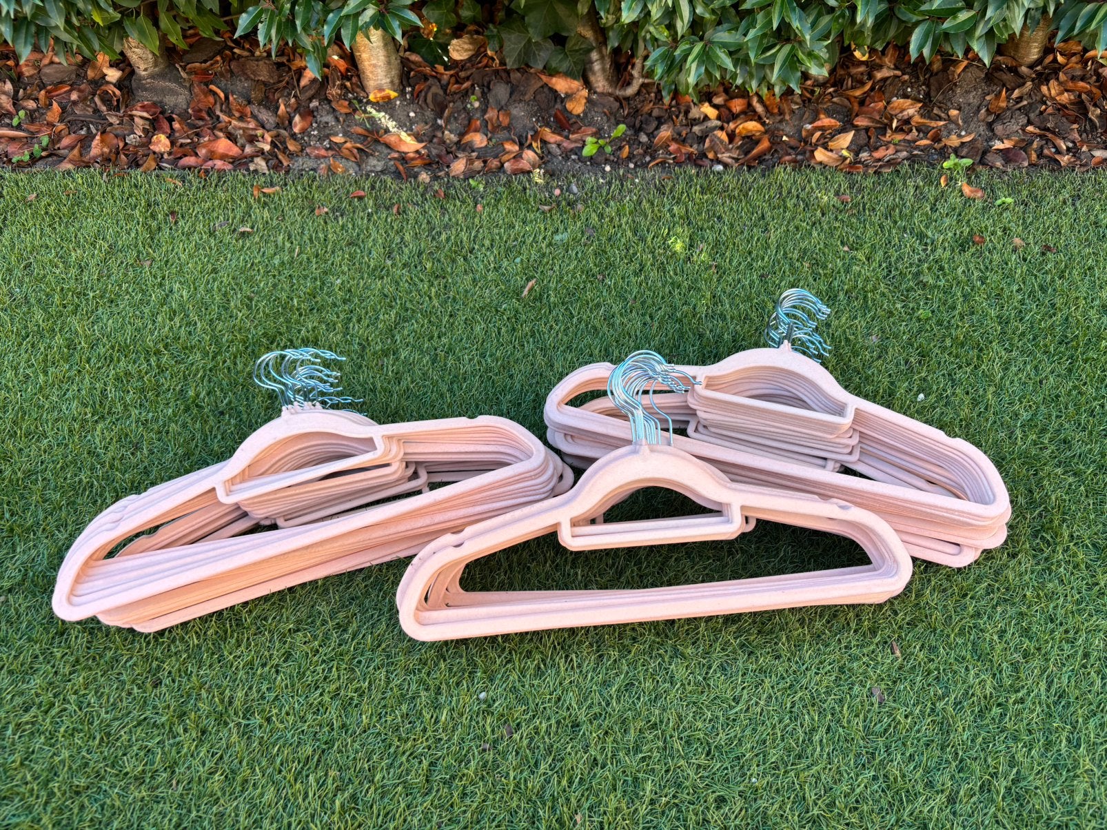 60 fluwelen roze kleding hangers, Ophalen of Verzenden, Nieuw, Fluweel, Kinderen en Volwassenen