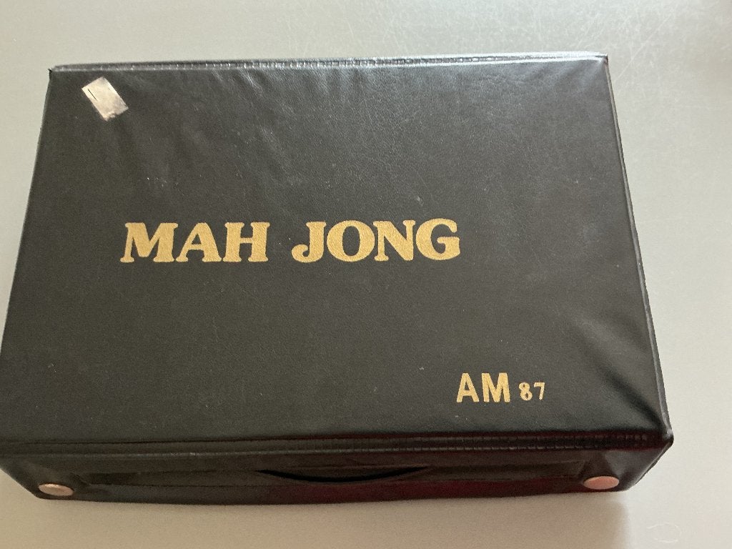 Mahjong spel luxe uitvoering, Drie of vier spelers, Ophalen of Verzenden, Zo goed als nieuw