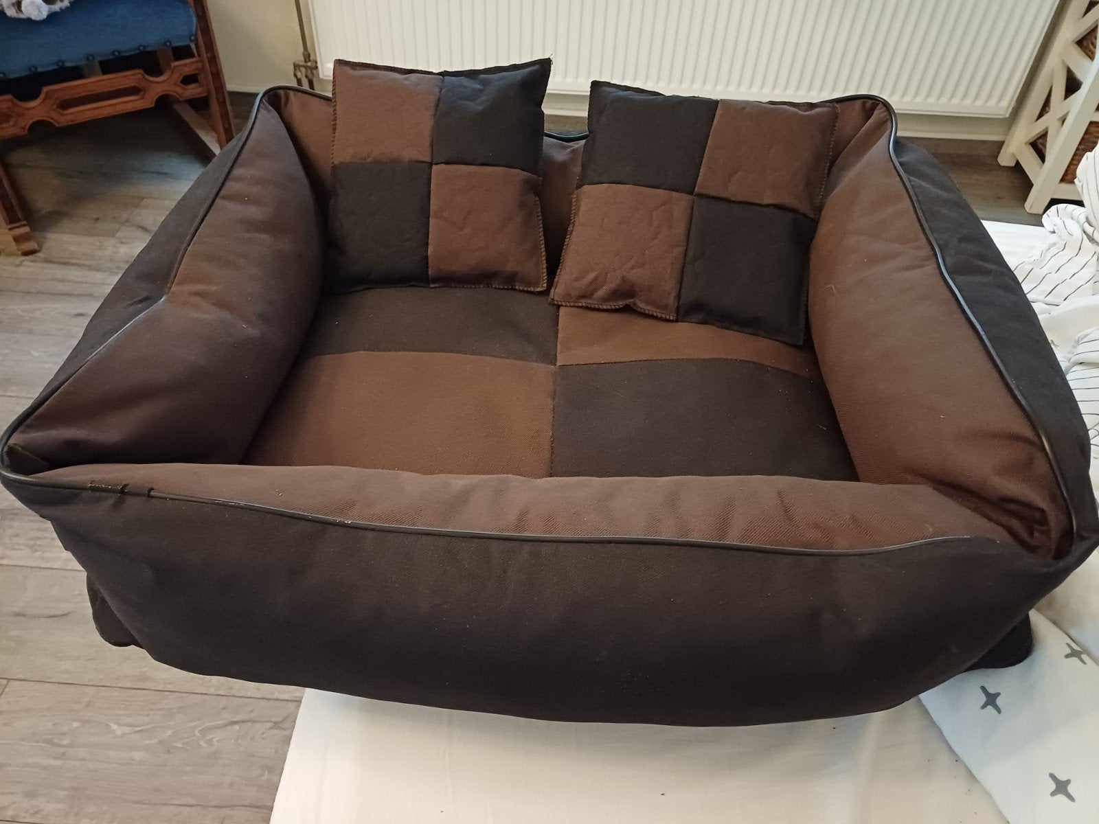 BEDDOG hondenmand small (<11kg), Ophalen, Nieuw