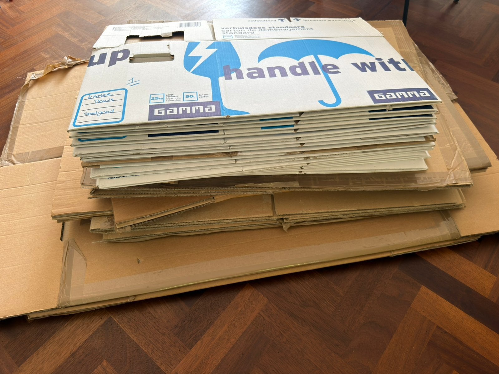 23 verhuisdozen, Doe-het-zelf en Verbouw, Kratten en Dozen, Ophalen, Doos, 40 tot 60 cm, 50 tot 75 cm