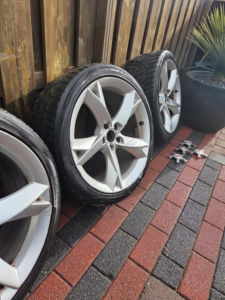 Vredestein winterbanden 255/35 R19 met S line doppen, Ophalen