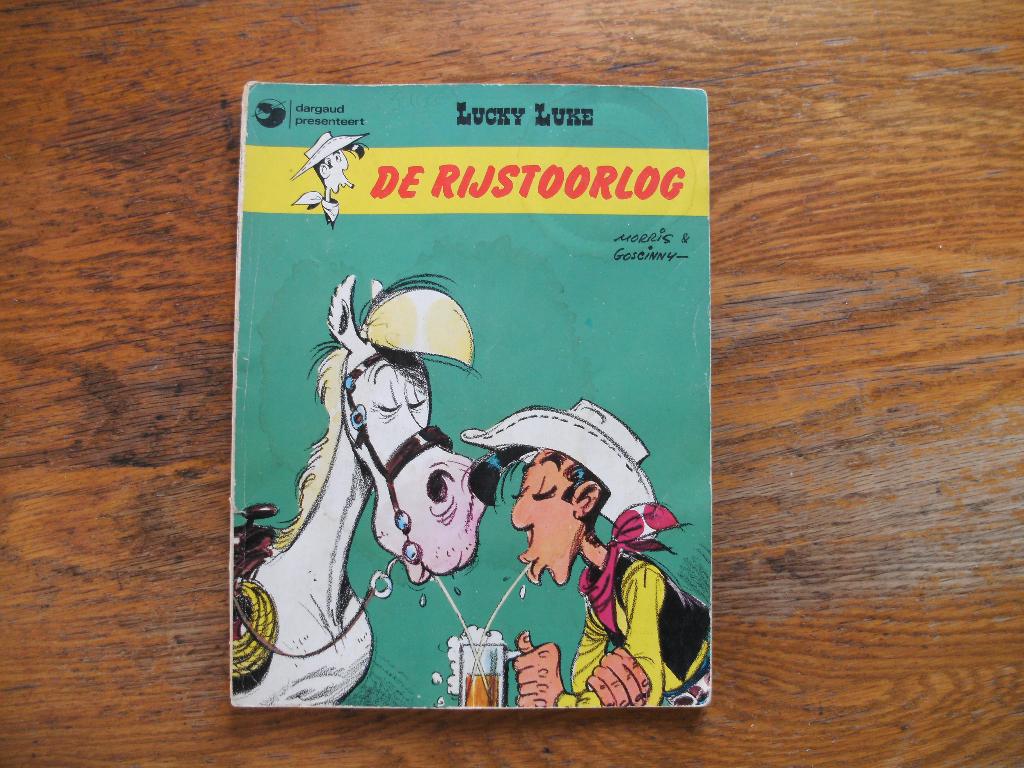 Lucky Luke: De Rijstoorlog, Tenderfoot en de Zwarte Heuvels., Boeken, Stripboeken, Meerdere stripboeken, Ophalen of Verzenden