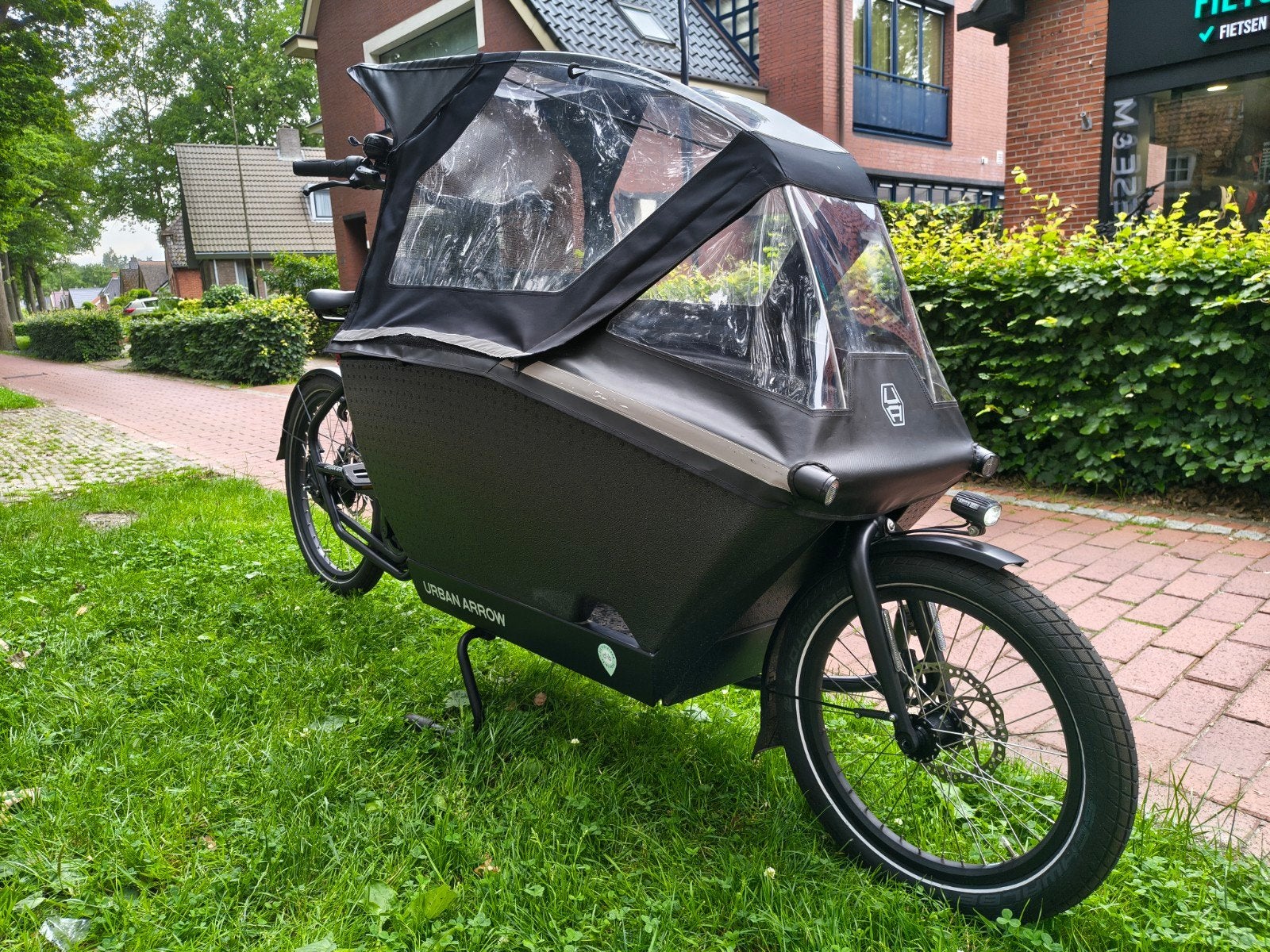 Urban Arrow Family | Incl. regen huif | Demo | €779 Korting!, Overige merken, Huif, Ophalen of Verzenden, Zo goed als nieuw