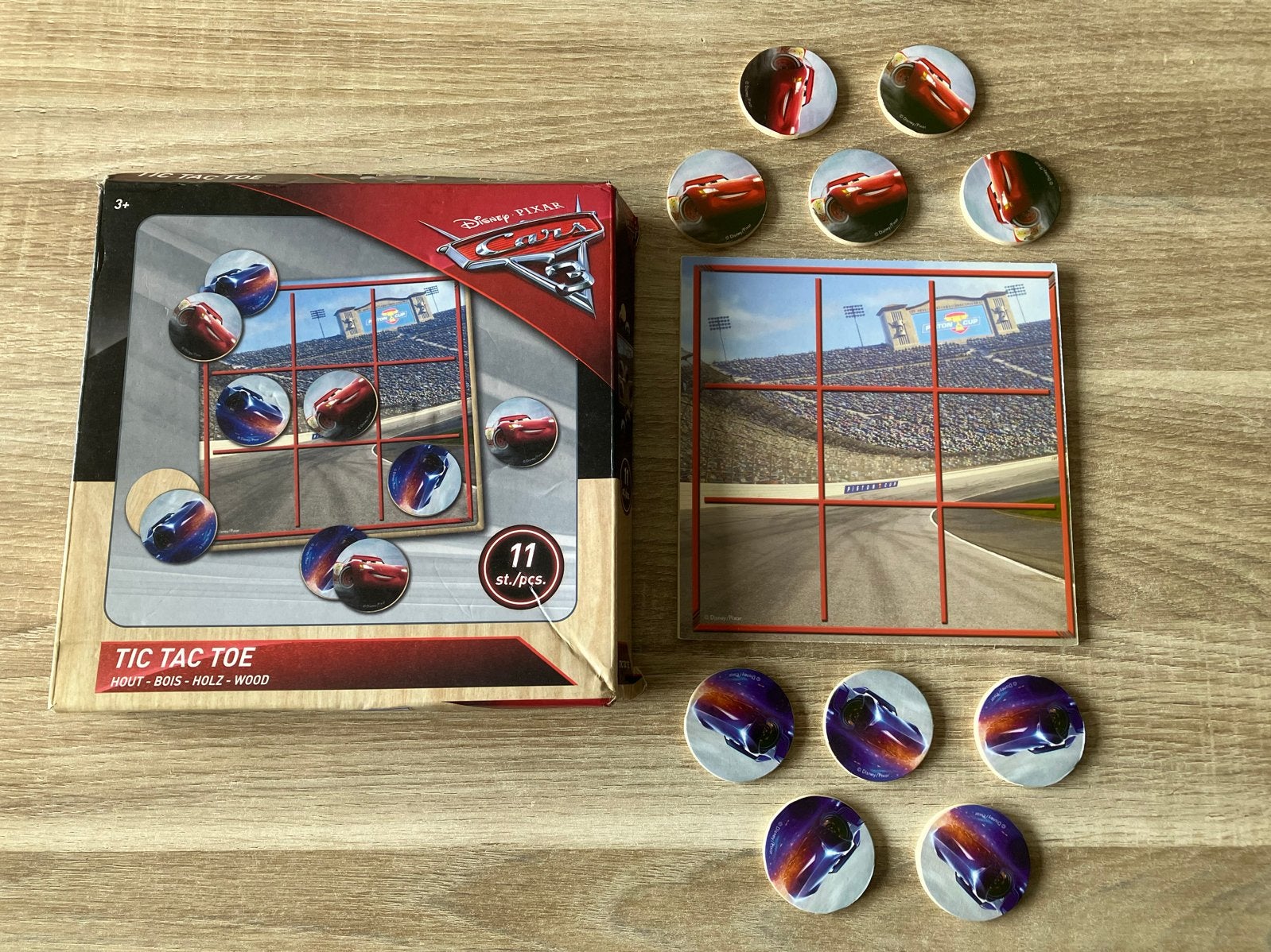 Disney Pixar Cars Tic Tac Toe Houten Spel, Een of twee spelers, Ophalen of Verzenden, Zo goed als nieuw