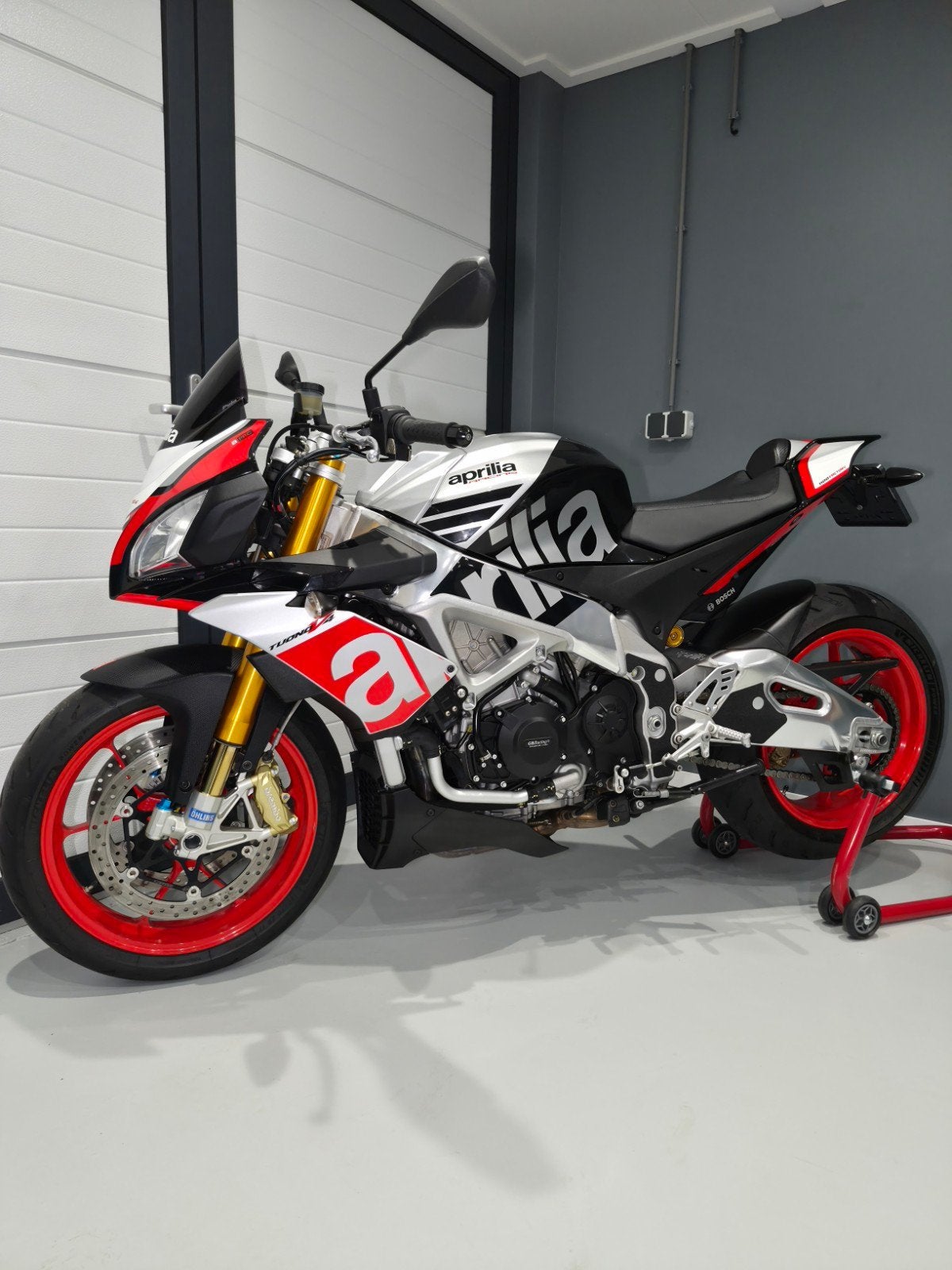 Aprilia Tuono V4 1100 Factory APRC - Topstaat!, 4 cilinders, Motorrijbewijs A, Gebruikt, Particulier