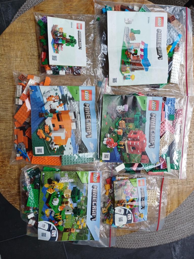Lego Minecraft sets - compleet met boekjes, Ophalen of Verzenden, Zo goed als nieuw