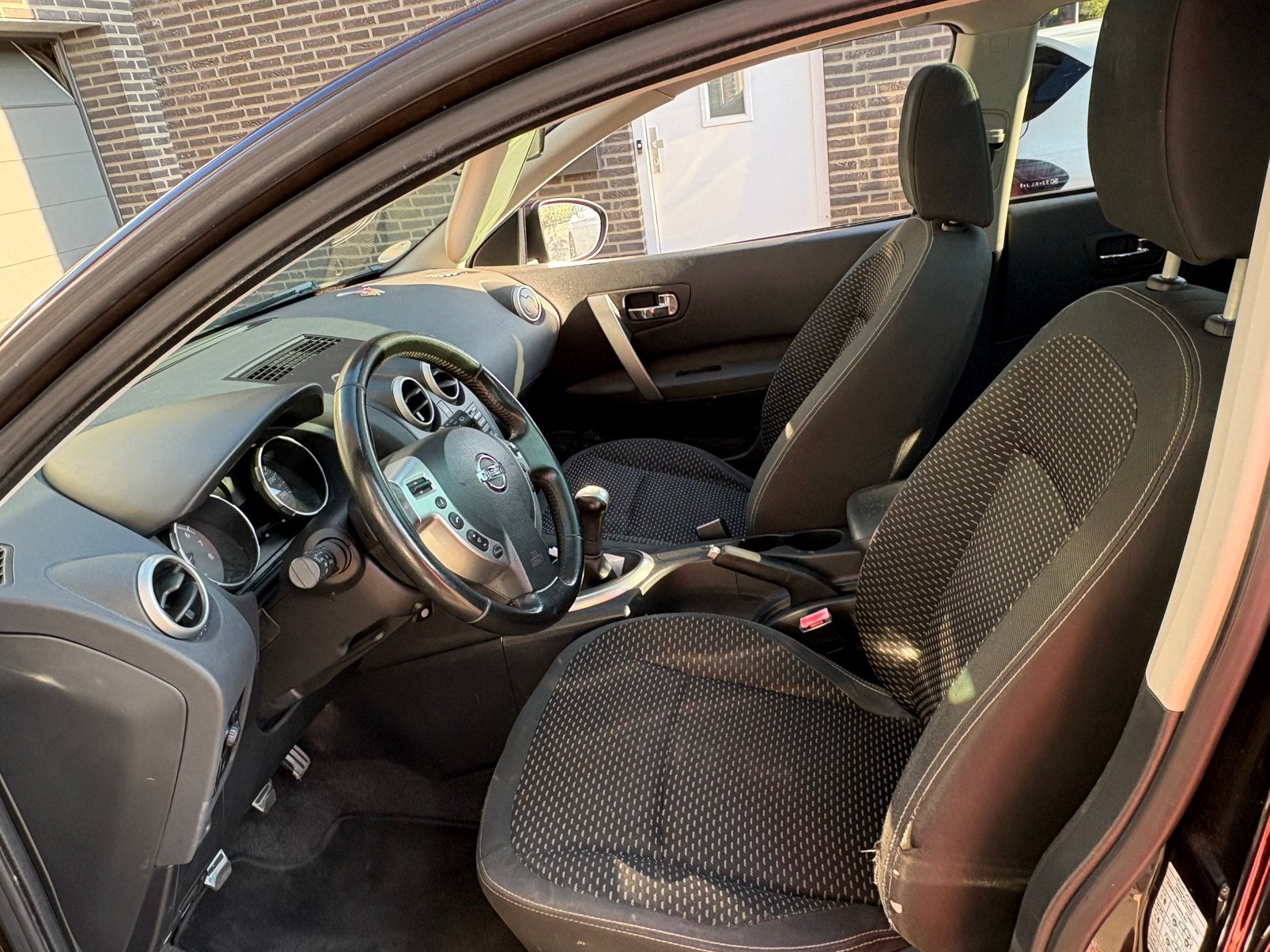 Nissan Qashqai 1.6 2WD 2010, Auto's, Nissan, Voorwielaandrijving, Origineel Nederlands, 1200 kg, Handgeschakeld
