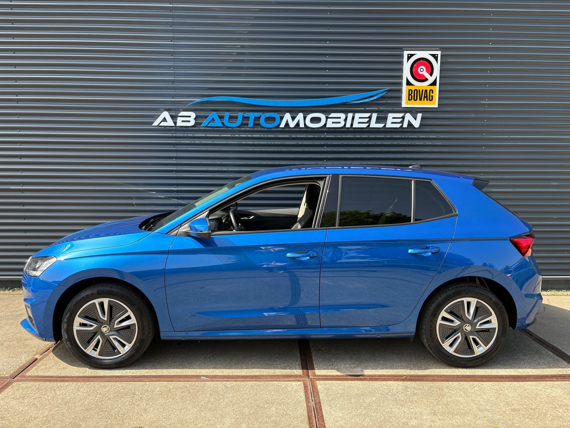 Skoda Fabia 1.0 TSI Ambition CARPLAY/ PARKEERSENSOREN, Voorwielaandrijving, Euro 6, 95 pk, Met garantie (alle)