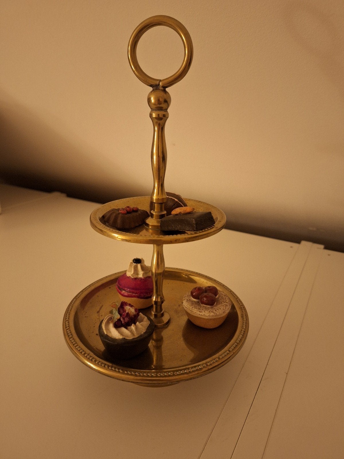 Gouden etagere met 2 lagen, Ophalen of Verzenden