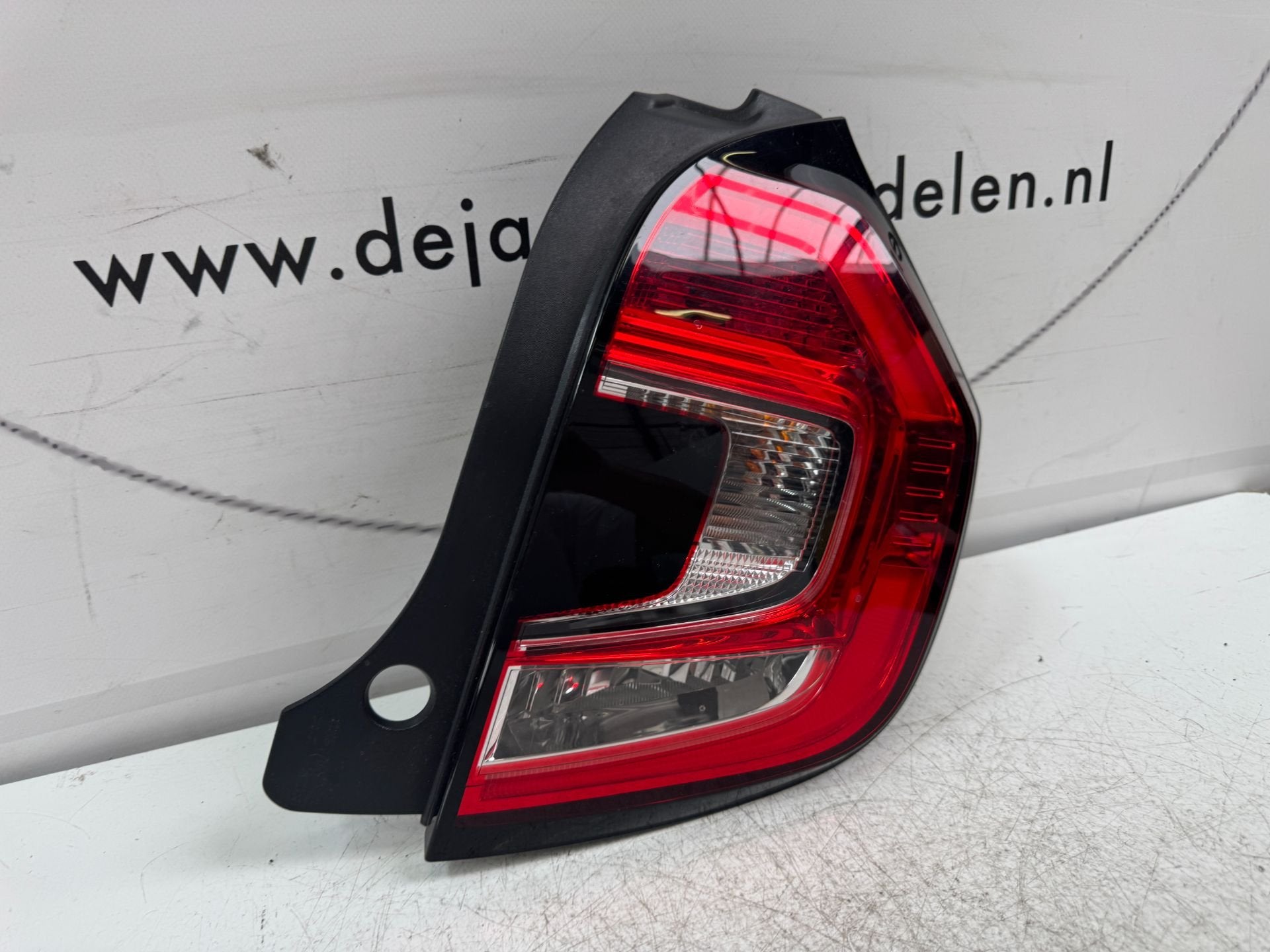 RENAULT TWINGO 3 FACELIFT ACHTERLICHT RECHTS 26550312R, Auto-onderdelen, Verlichting, Renault Group, Gebruikt, Contact.group@renault.com