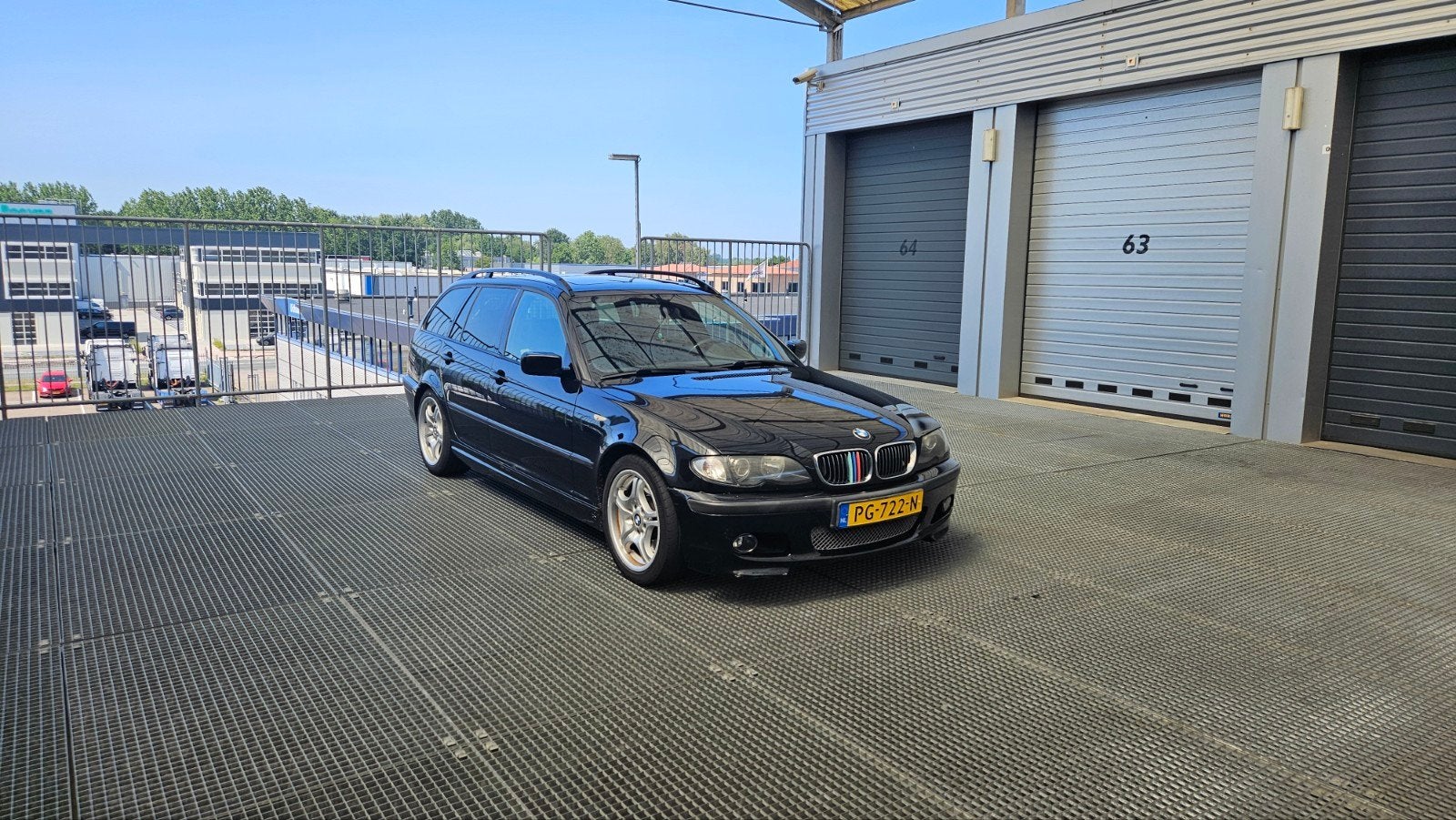 BMW 3-Serie 3.0 I 330 Touring AUT 2003 Zwart, Automaat, Zwart, Zwart, Stationwagon
