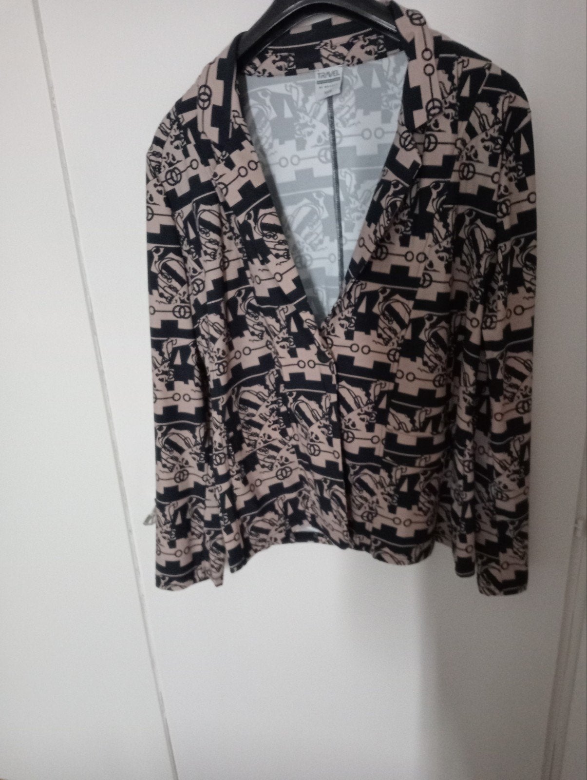 jasje, Kleding | Dames, Ophalen of Verzenden, Zo goed als nieuw, Zwart