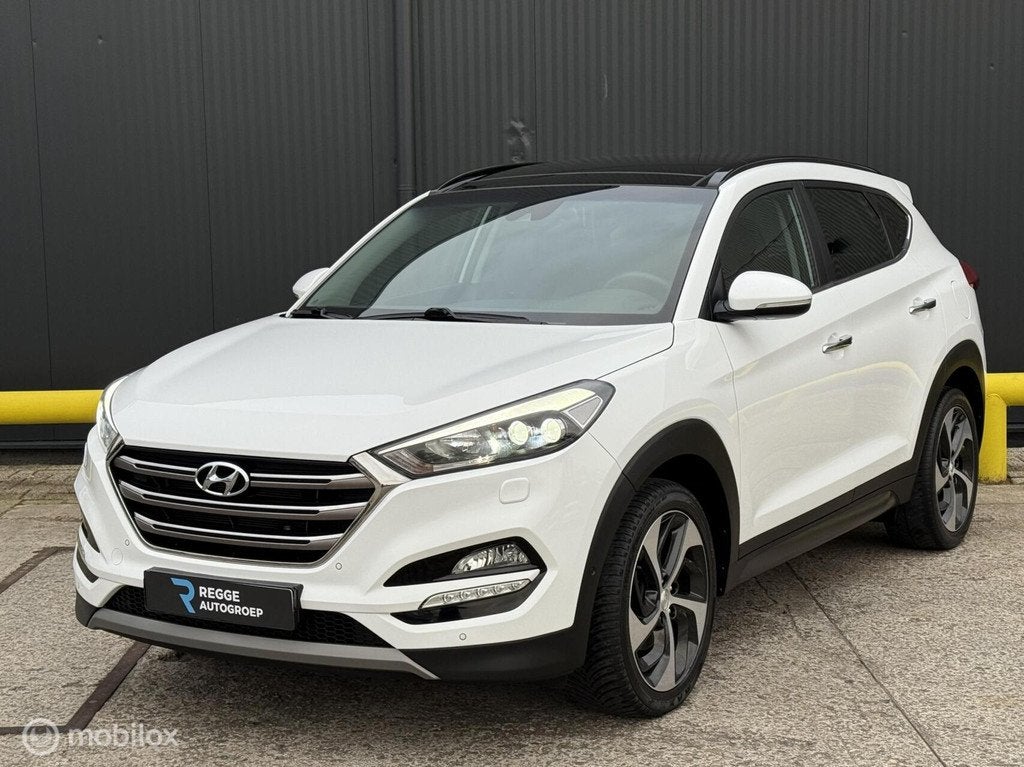 Hyundai Tucson 1.6 T-GDi Premium 4WD PANORAMADAK | BOMVOL, Auto's, Hyundai, Gebruikt, 1591 cc, 4 cilinders, Lichtsensor