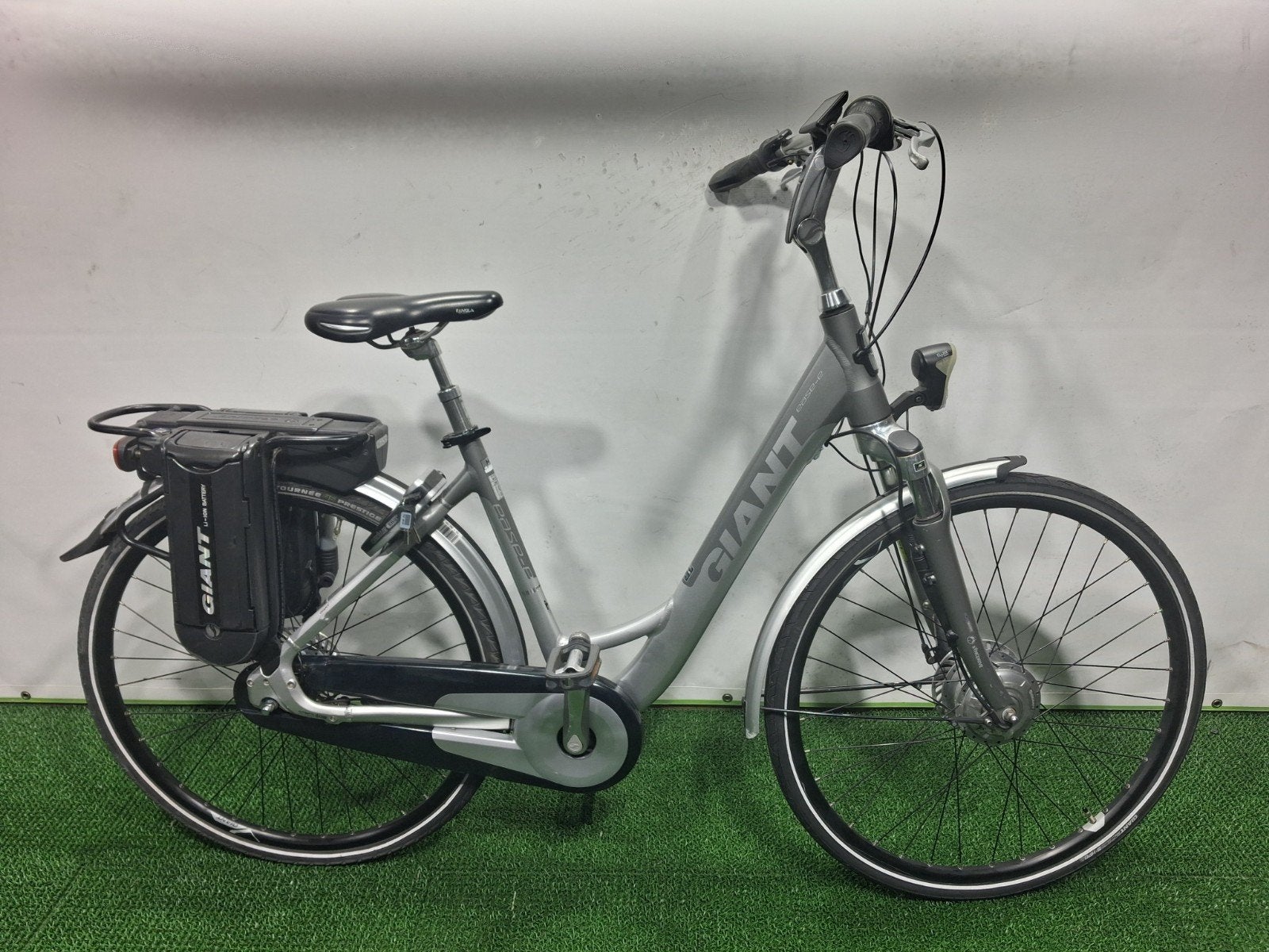 Giant ease-e dames voorwiel motor 2x 300wh, Ophalen, Gebruikt, Versnellingen, Giant