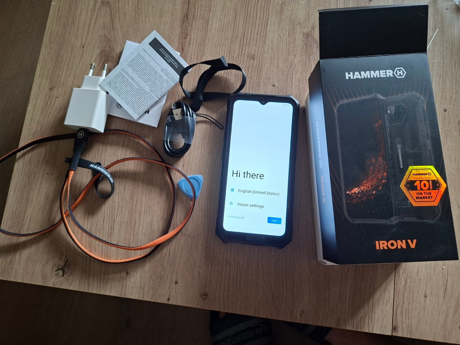 HAMMER Iron V, Telecommunicatie, Ophalen of Verzenden, 6 megapixel of meer, Overige modellen