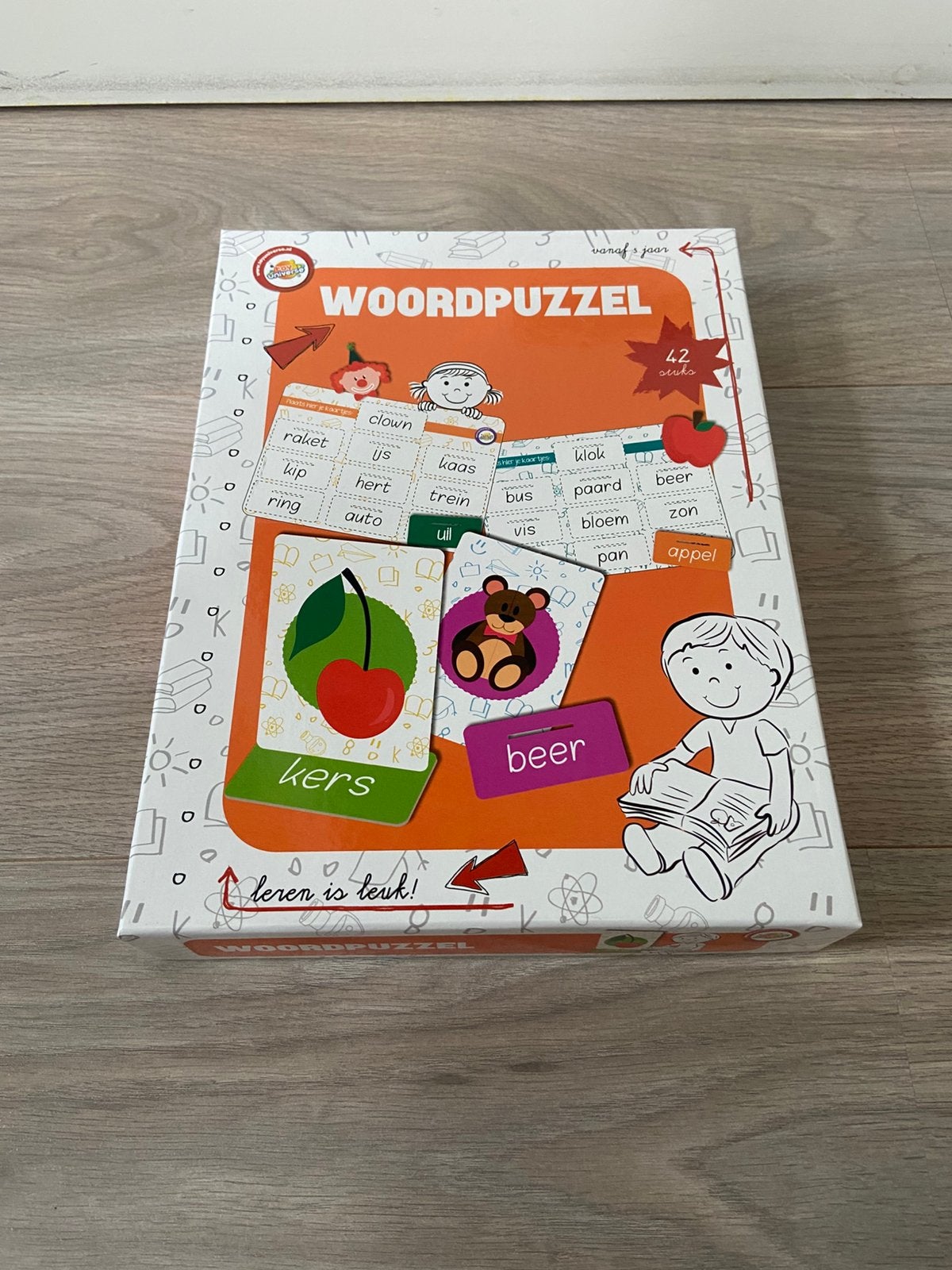 Toy Universe Woordpuzzel - educatief, Ophalen, Zo goed als nieuw, Fictie algemeen