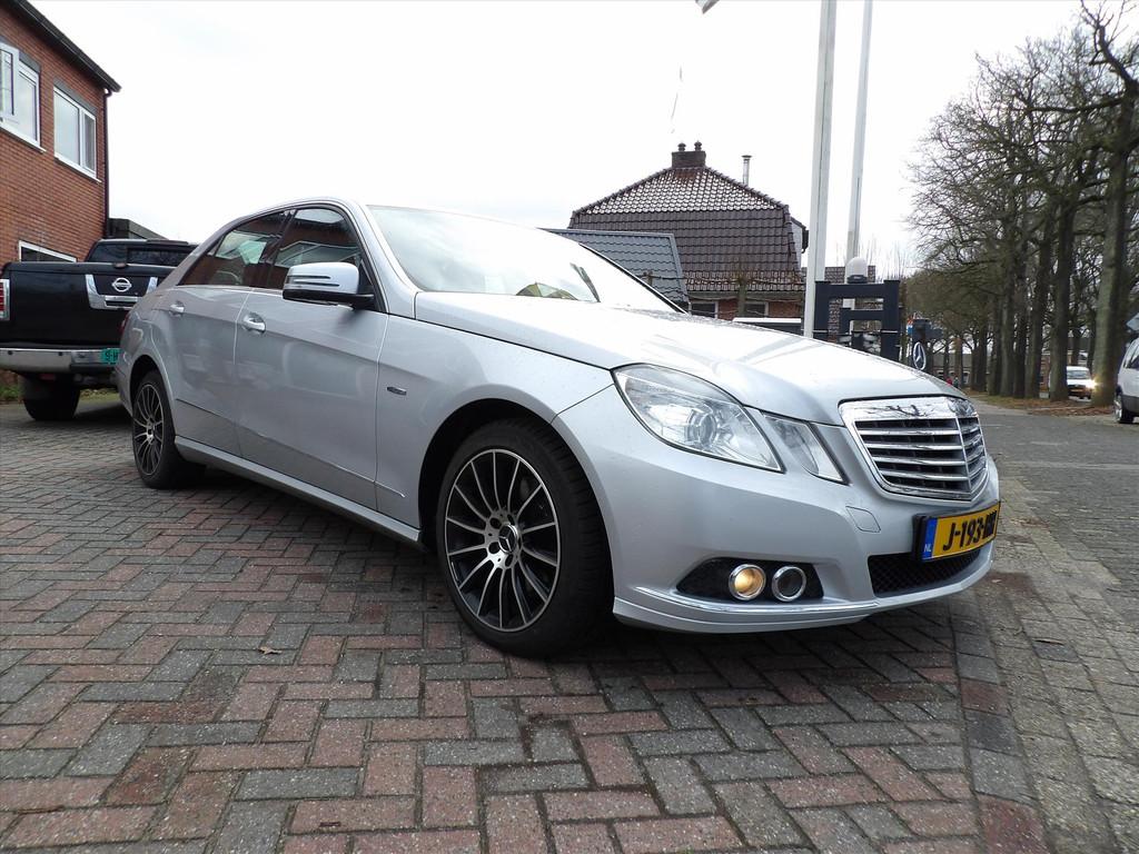 Mercedes E-Klasse 3.5 E350 CGI SEDAN AUT, Auto's, Automaat, Euro 5, Achterwielaandrijving, 2000 kg