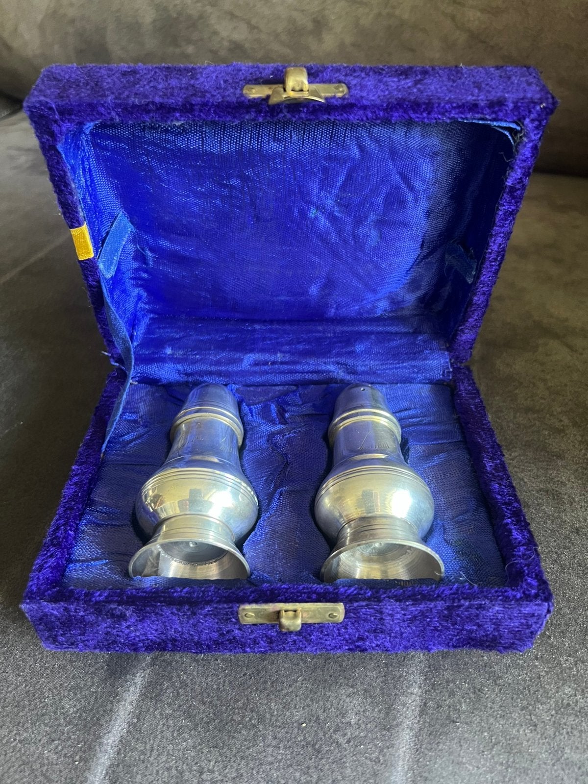 Vintage Peper en zoutstel Zilver in Fluwelen Doosje., Ophalen of Verzenden, Zo goed als nieuw